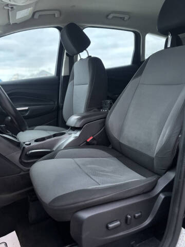 2017 Ford C-MAX Energi SE