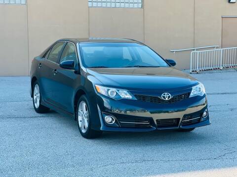 2012 Toyota Camry for sale at Signature Motor Group in Glenview IL