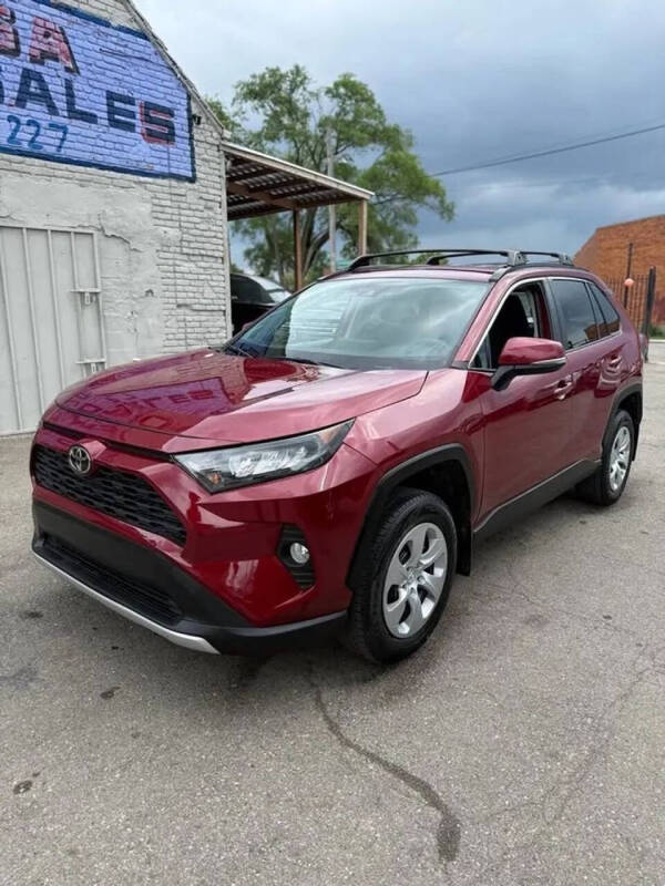 2019 Toyota RAV4 LE
