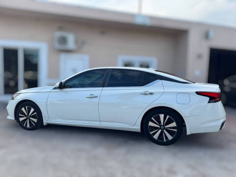 2021 Nissan Altima 2.5 SV