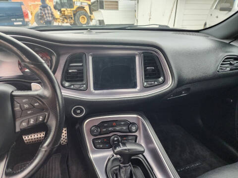 2017 Dodge Challenger SXT