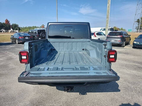 2026 Jeep Gladiator Willys