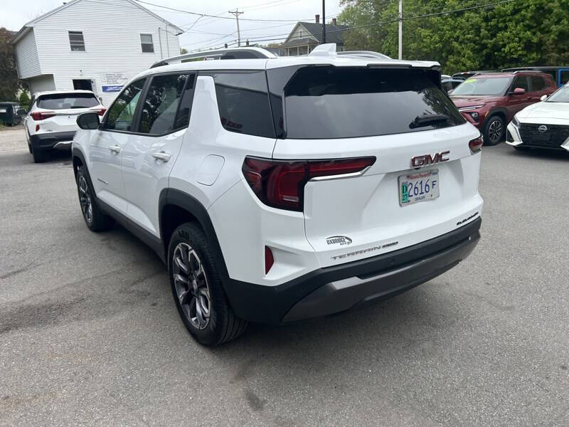 2025 GMC Terrain Elevation