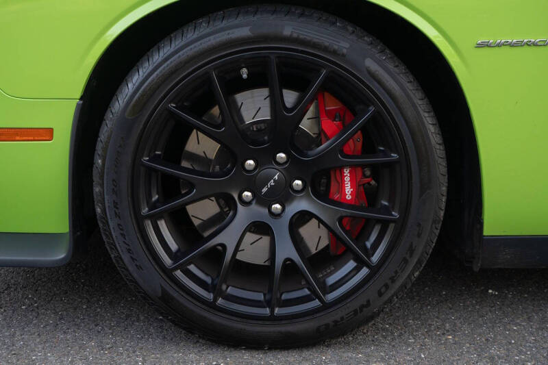 2015 Dodge Challenger SRT Hellcat