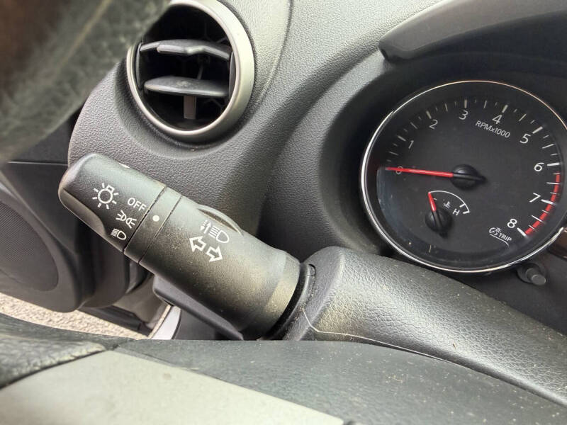 2012 Nissan Rogue SV