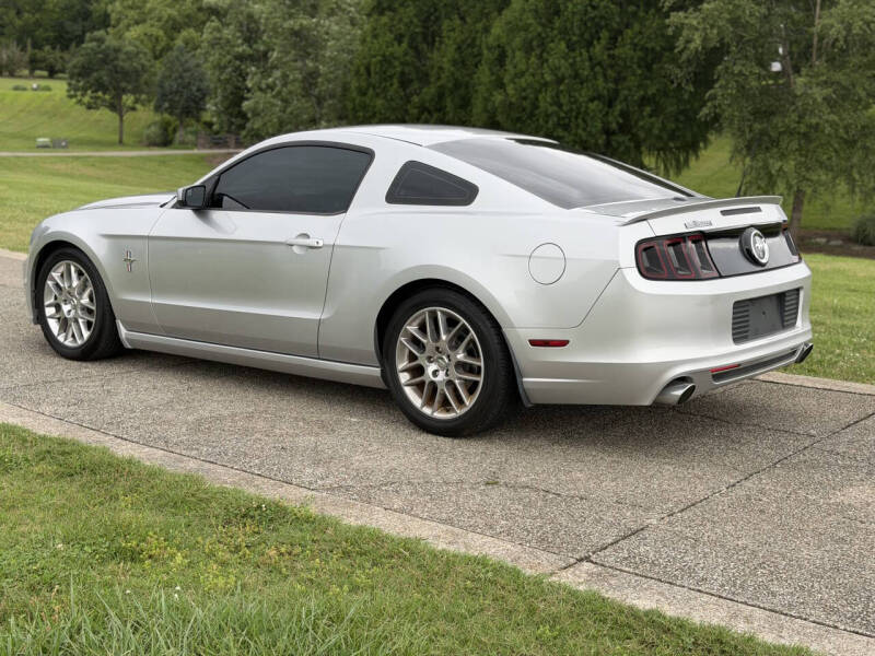 2013 Ford Mustang V6