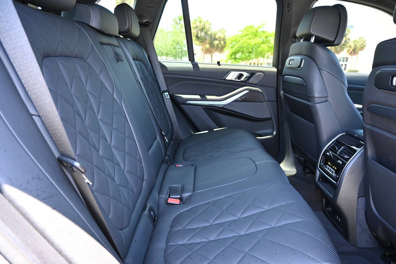 2024 BMW X5 42
