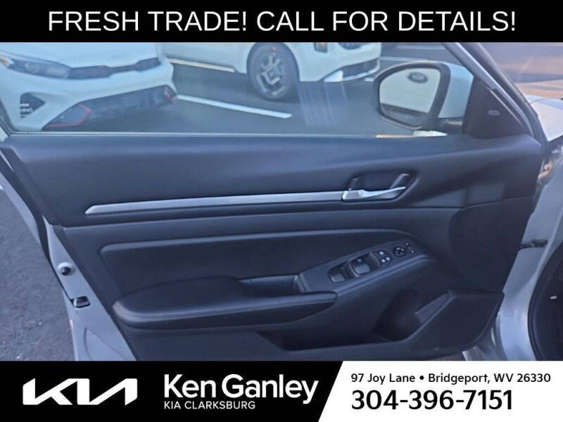 2022 Nissan Altima 2.5 SV