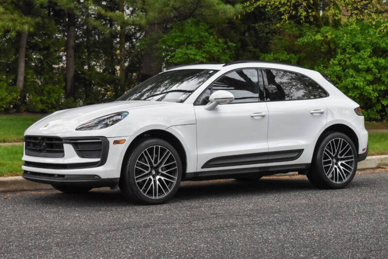 2022 Porsche Macan