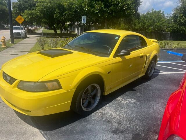 2001 FORD Mustang Coupe - $7,999