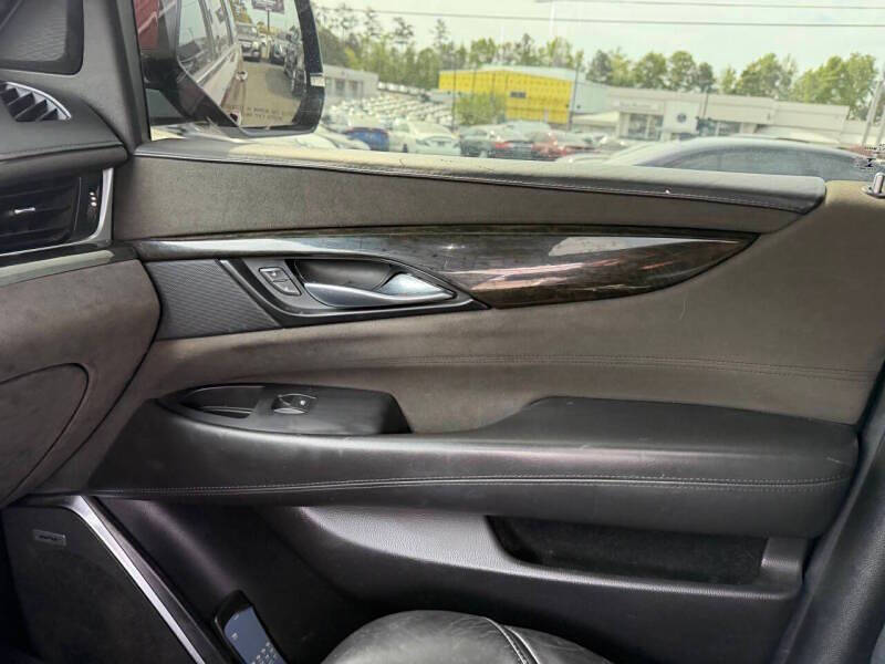 2019 Cadillac Escalade Platinum