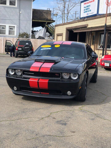 2014 Dodge Challenger for sale at Victory Auto Sales in Stockton CA