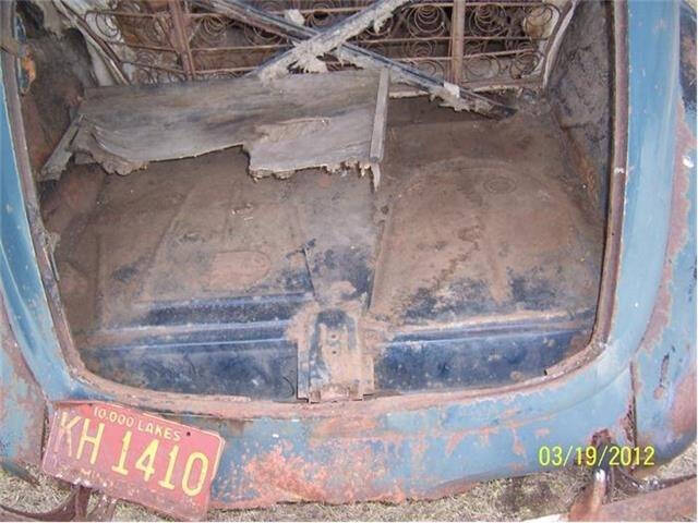 1937 Ford Tudor Slantback