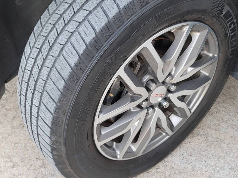 2019 GMC Acadia SLE-2