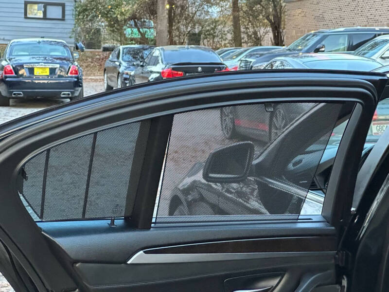 2011 BMW 5 Series 550i xDrive