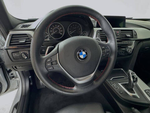 2018 BMW 3 Series 330i