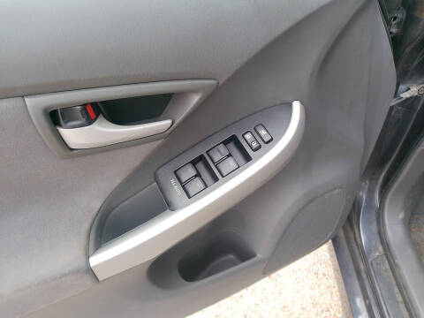 2011 Toyota Prius Two