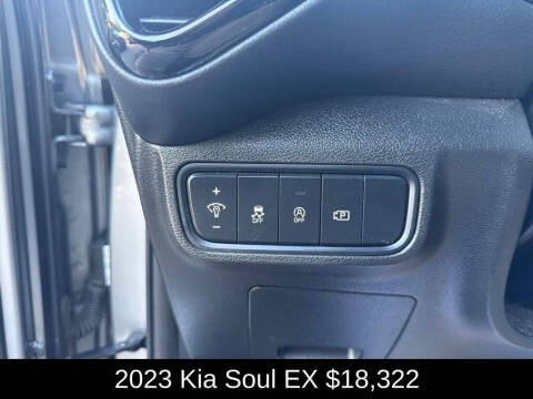 2023 Kia Soul EX
