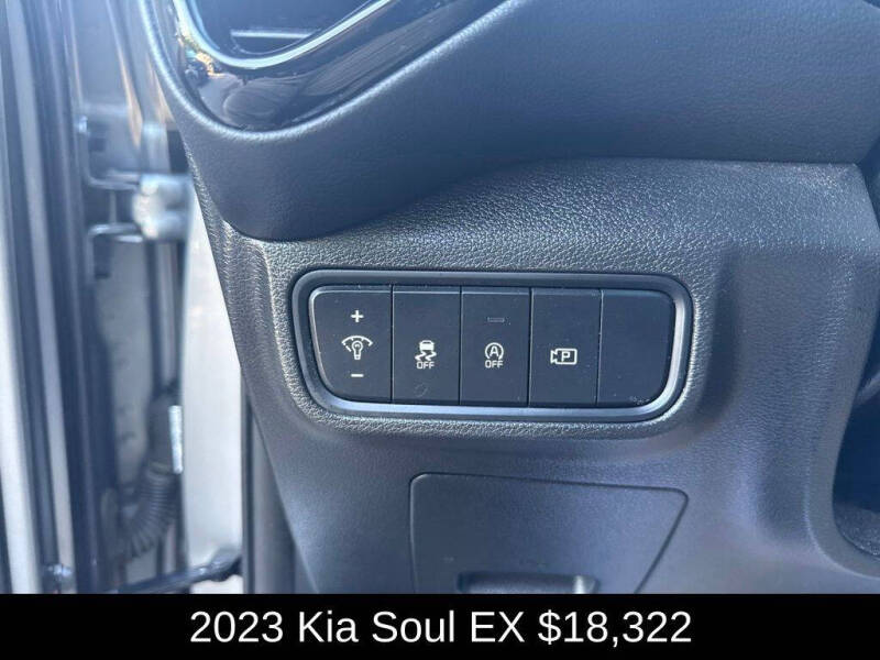 2023 Kia Soul EX