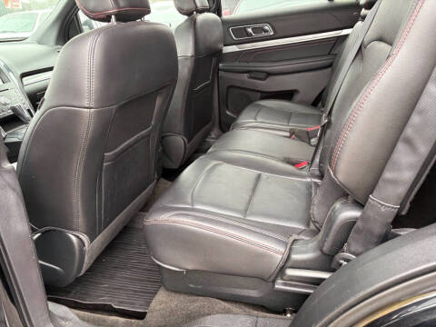 2018 Ford Explorer Sport