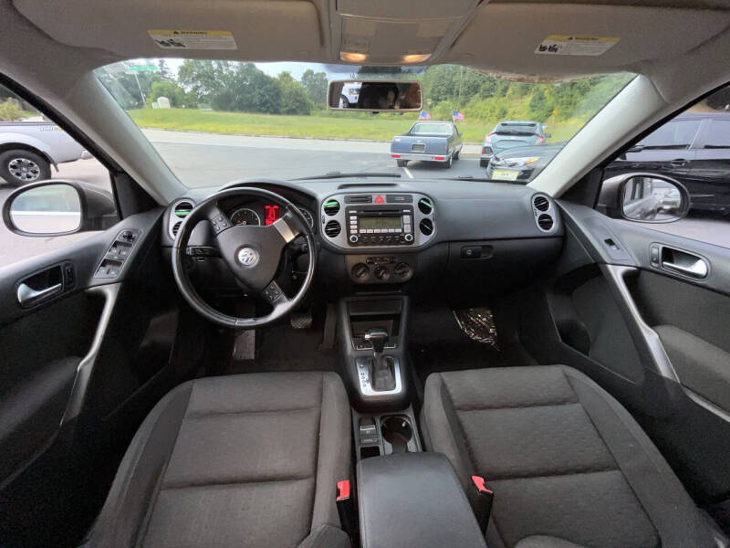 2009 Volkswagen Tiguan SE