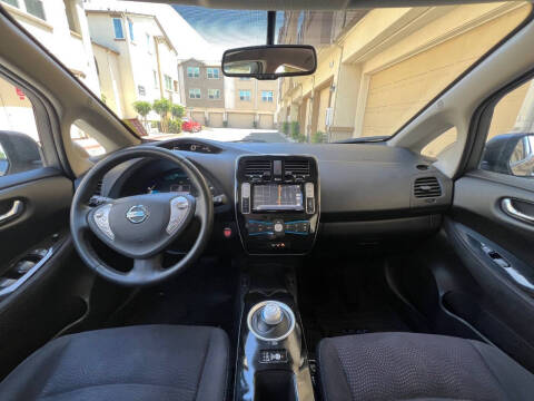 2015 Nissan LEAF S