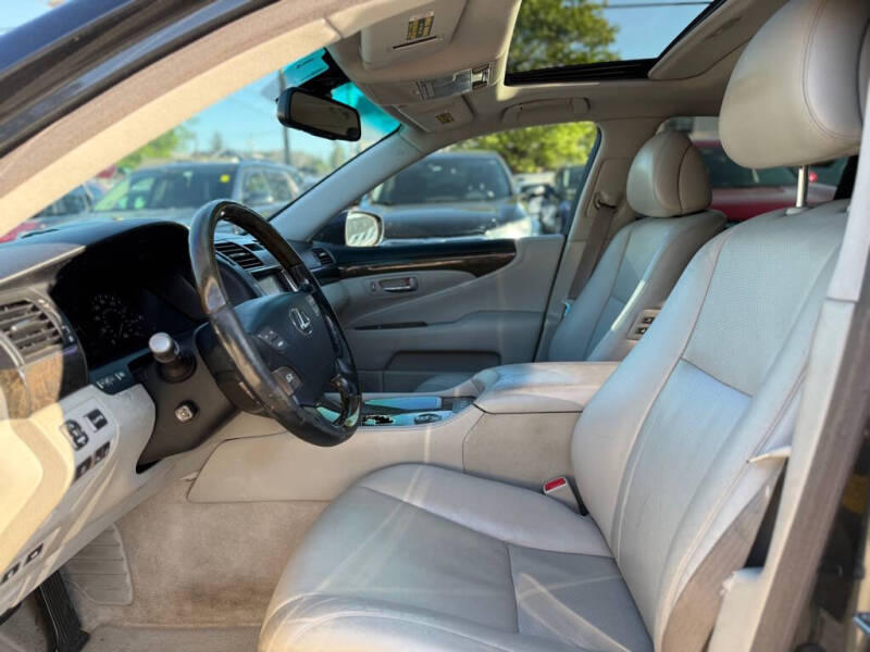 2007 Lexus LS 460