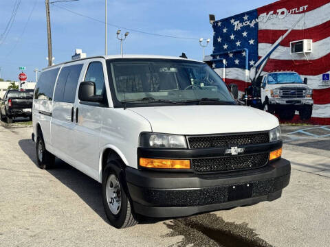 2018 Chevrolet Express LS 3500