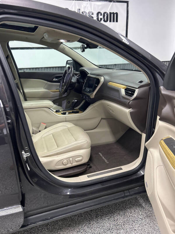 2018 GMC Acadia Denali