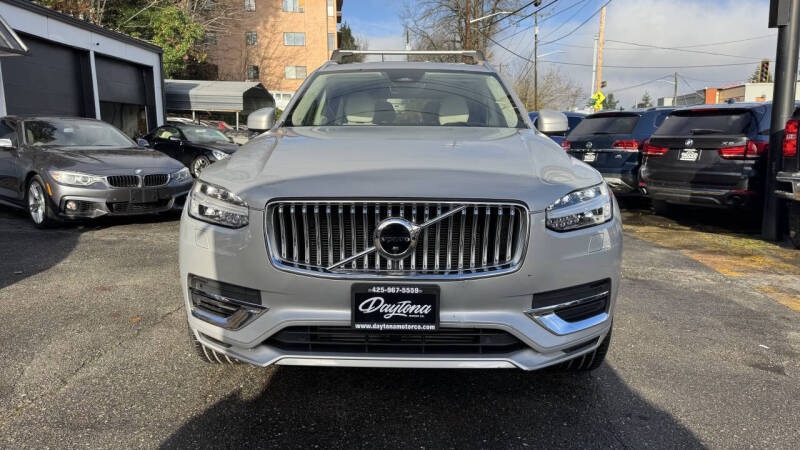2023 Volvo XC90 Recharge T8 Ultimate Bright Theme 6P