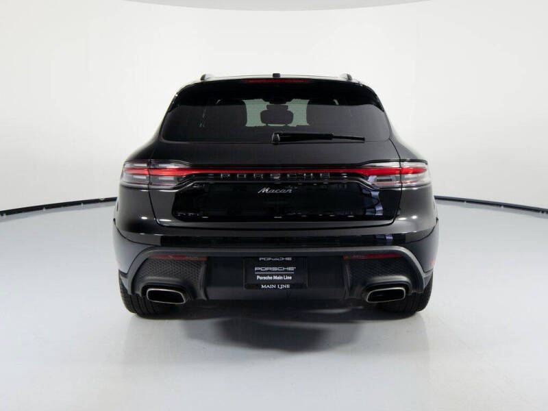 2025 Porsche Macan