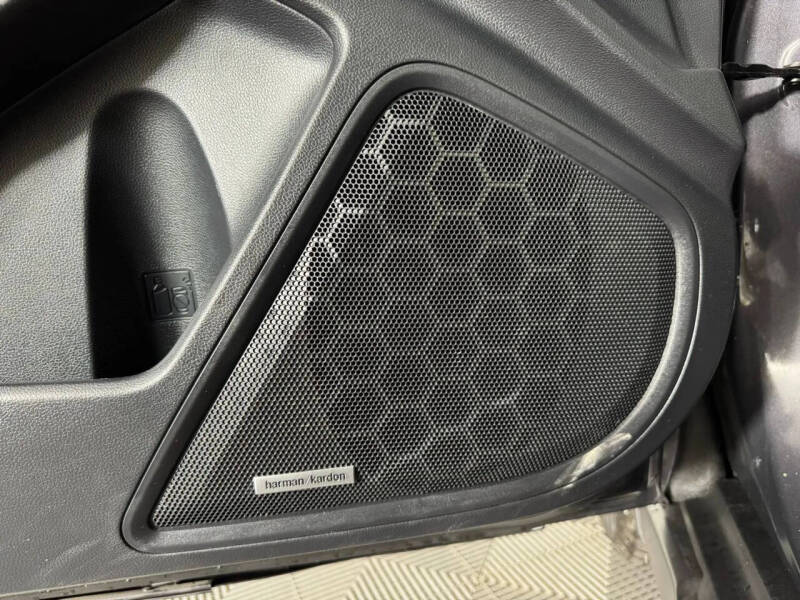 2024 Subaru Outback Touring