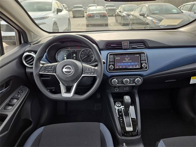 2025 Nissan Versa SV