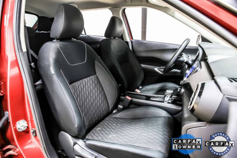 2022 Nissan Kicks SV