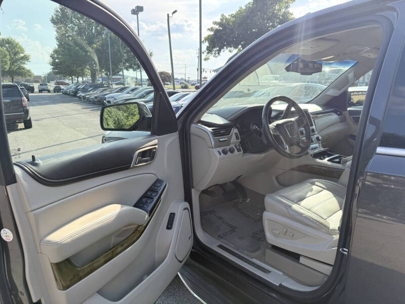 2017 GMC Yukon XL Denali