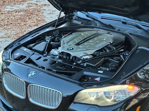 2011 BMW 5 Series 550i xDrive