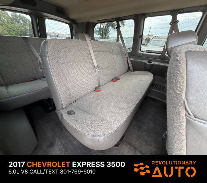 2017 Chevrolet Express LT 3500