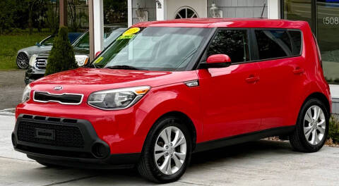 2015 Kia Soul +