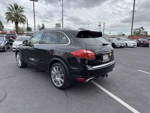 2014 Porsche Cayenne S