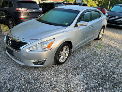 2015 Nissan Altima for sale at LITTLE BIRCH PRE-OWNED AUTO & RV SALES in Little Birch WV