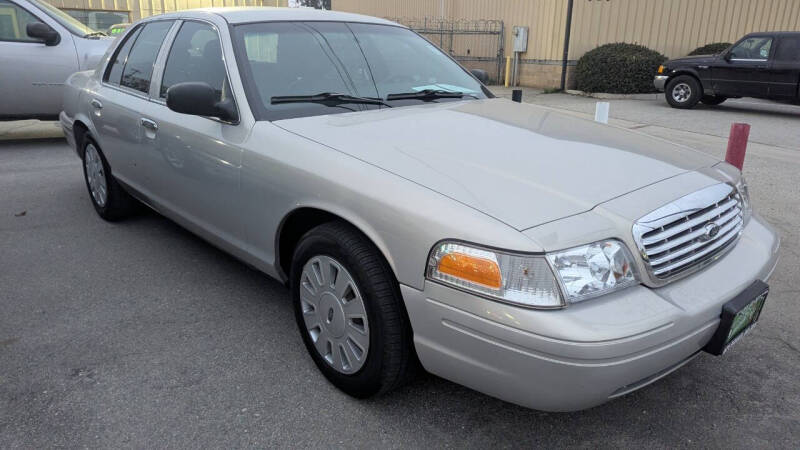 2010 Ford Crown Victoria Police's photo