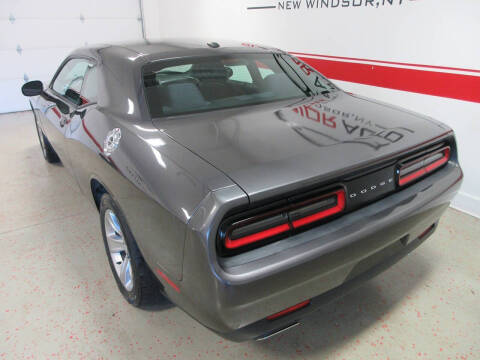 2015 Dodge Challenger SXT