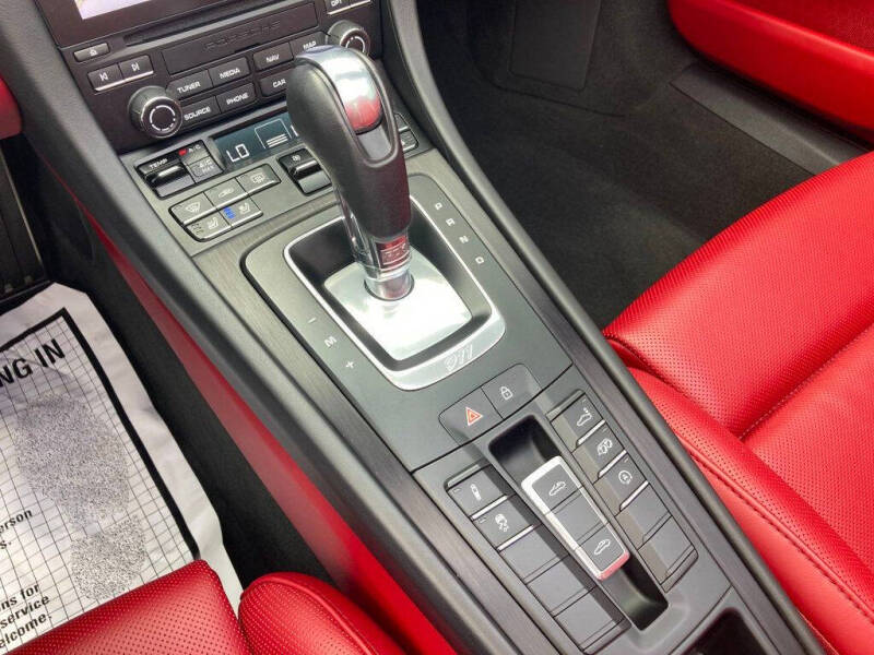 2019 Porsche 911 Targa 4 GTS