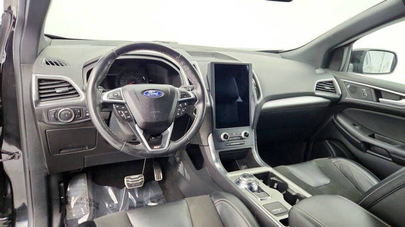 2023 Ford Edge ST
