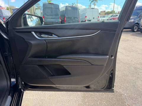 2013 Cadillac XTS Pro