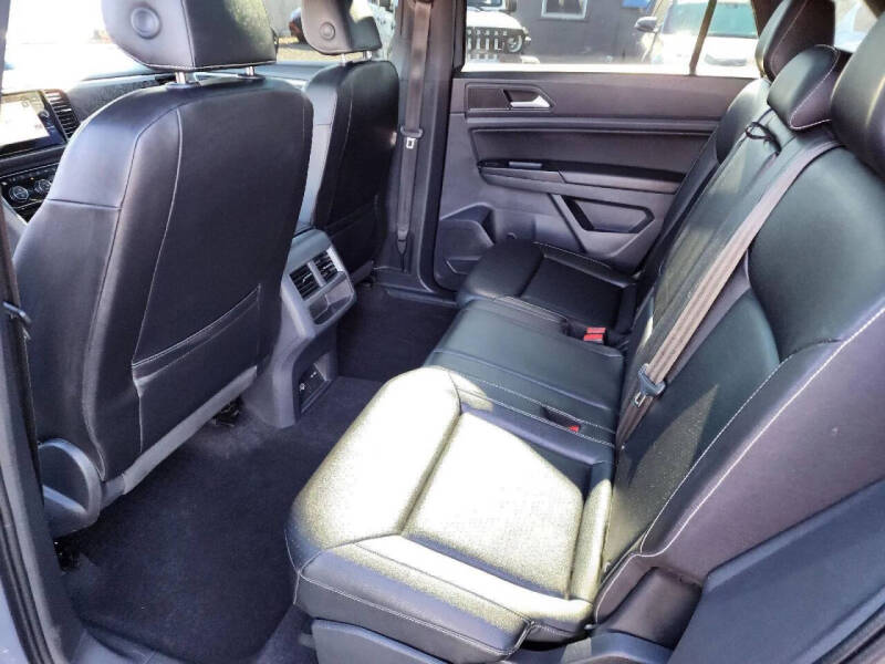 2020 Volkswagen Atlas Cross Sport V6 SEL R-Line 4Motion