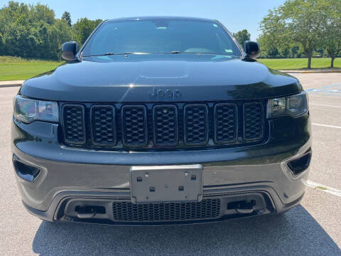 2018 Jeep Grand Cherokee Laredo