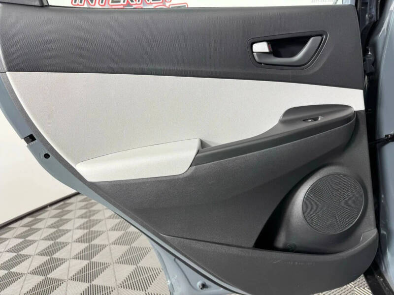 2022 Hyundai Kona SE