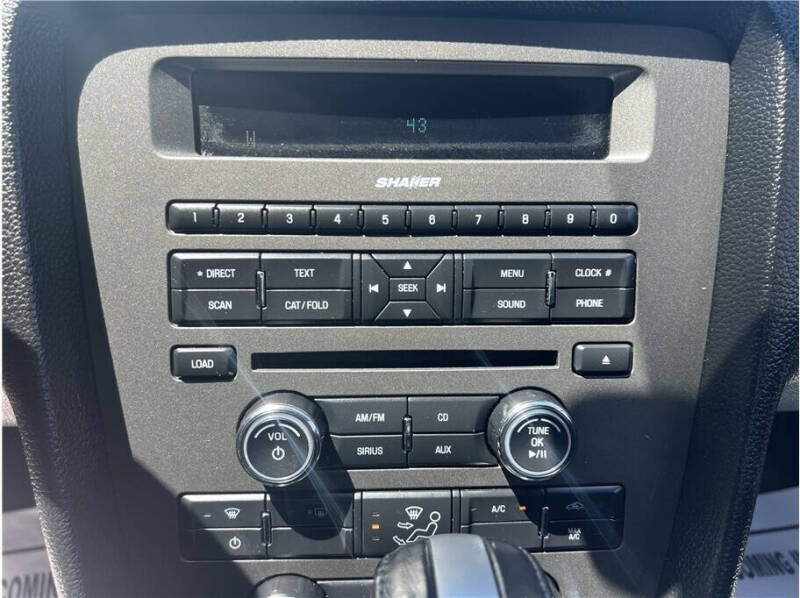 2013 Ford Mustang V6 Premium