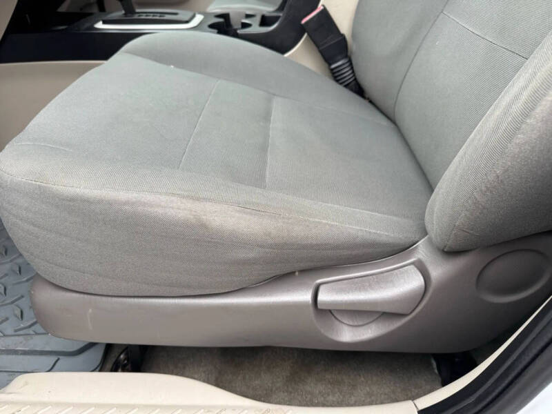 2011 Ford Escape XLS